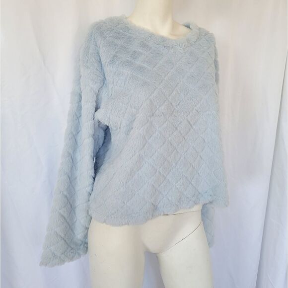 Almost famous faux fur blue sweatshirt Top Size L - Picture 8 of 11